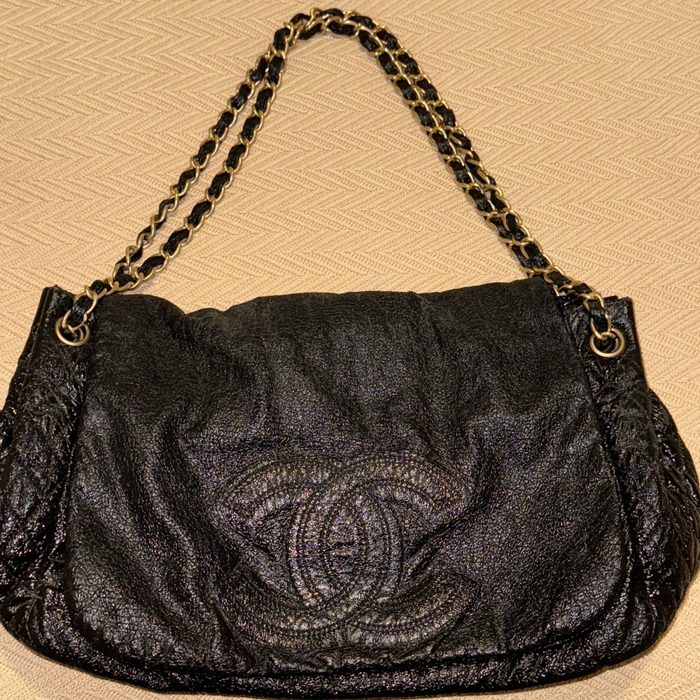 CHANEL Rock and Chain